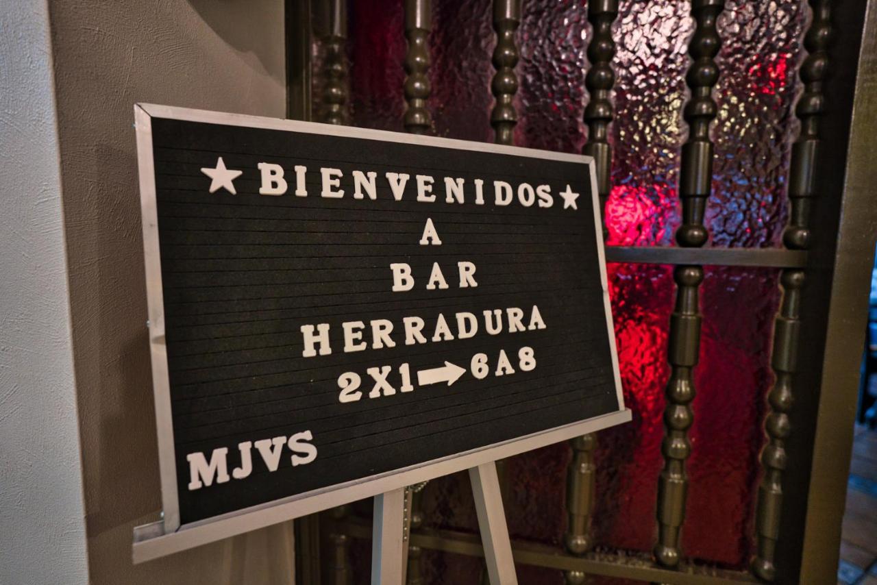 Hotel Hacienda Nuevo Casas Grandes Kültér fotó
