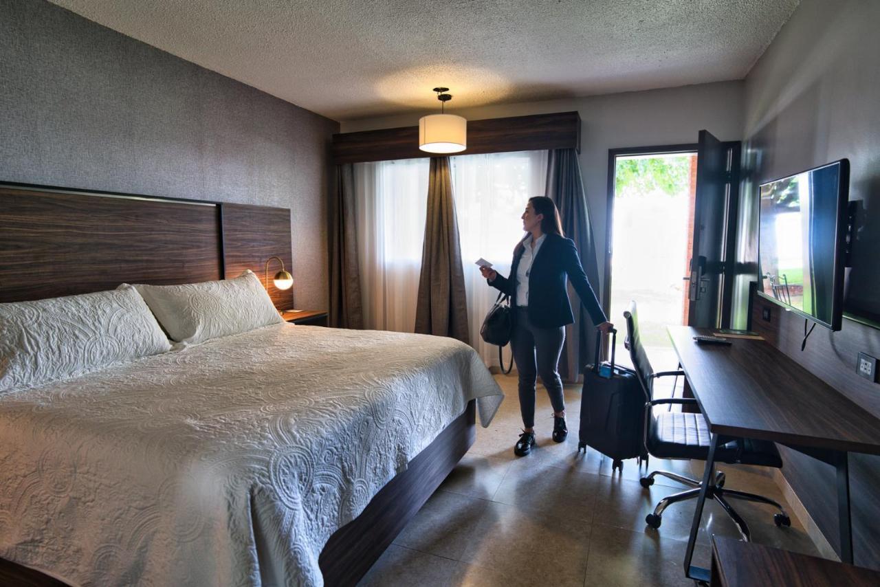 Hotel Hacienda Nuevo Casas Grandes Kültér fotó