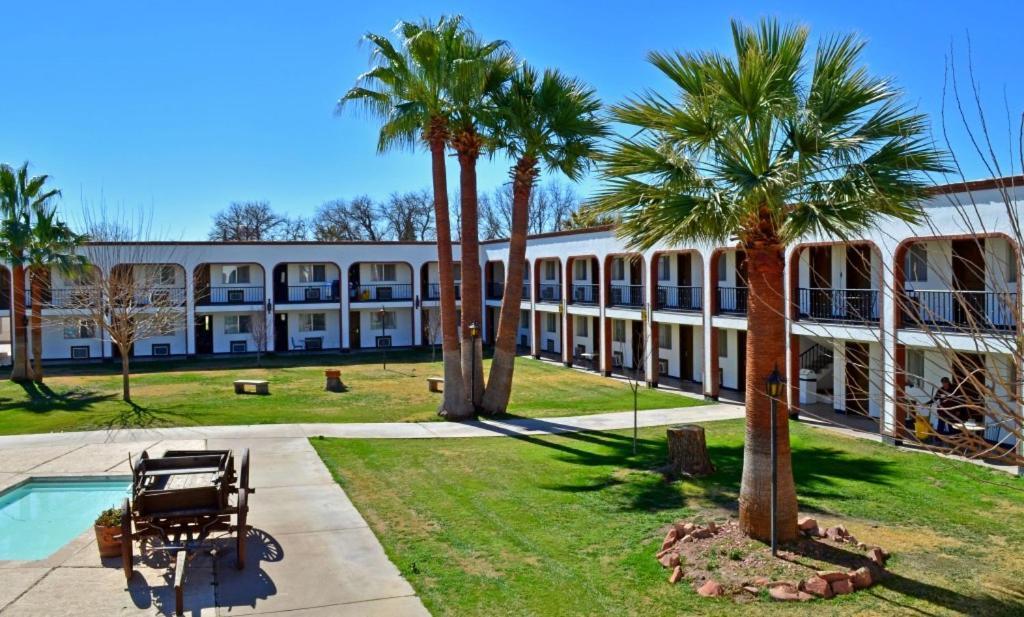 Hotel Hacienda Nuevo Casas Grandes Kültér fotó